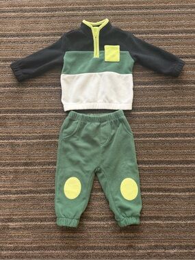 PL Baby Colour block Fleece Two-Piece Set in Black, Green, White & Yellow